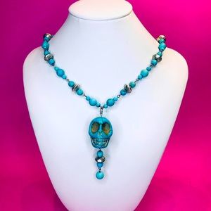 NWT Turquoise Howlite Sugar Skull & Stainless Steel Beads Necklace & Earring Set